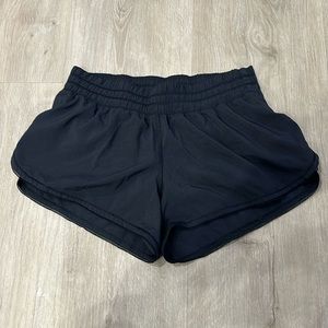 Lululemon Seek The Heat Short II 2.5”
